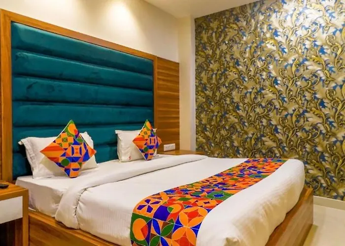 Hotel Golden Velvet